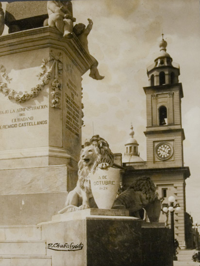 Catedral de San José y Monumento a la Paz de Abril de 1872